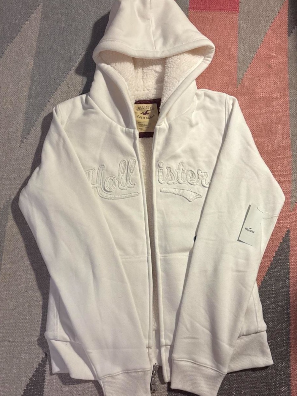 Hollister Women's White Sherpa-Lined Hoodie Jacket